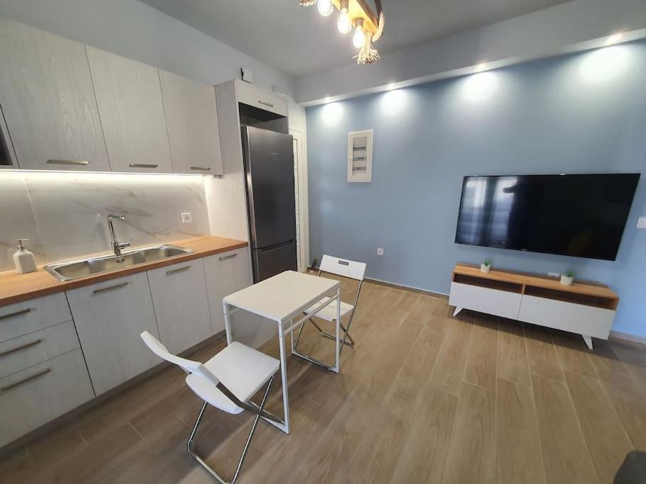 La Casita A Brand New Apartment In The Center Argostoli  Luaran gambar